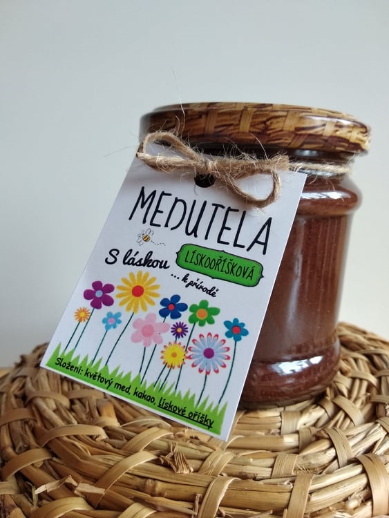 Gabriela Macholdová: Medutela hazelnut