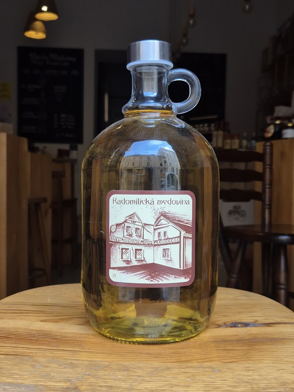 Jiří Velek: Radomilicka medovina from light honey