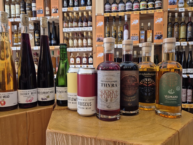 Řízená degustace dánských medovin Mjødgård, Copenhagen Mead, Snoremark